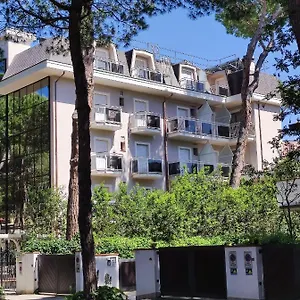 https://arlecchino-hotel.emilia-romagnahotels.net